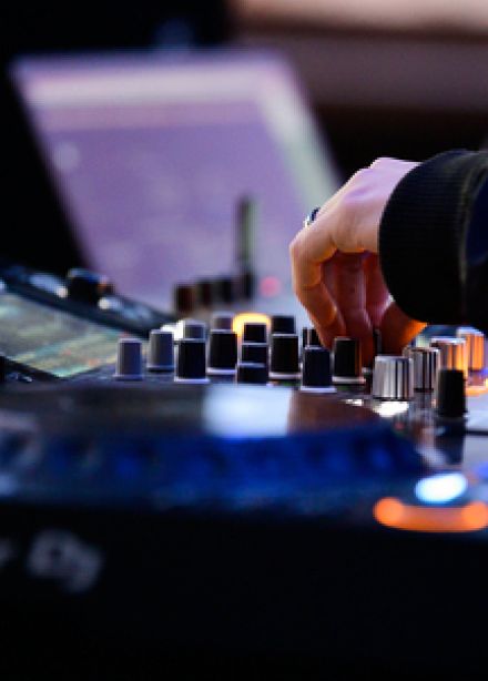 Курс диджеинга с DJ Desh